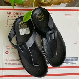 FITFLOP IBIZA BLACK SILVER LEATHER PLATFORM SIZE 9
